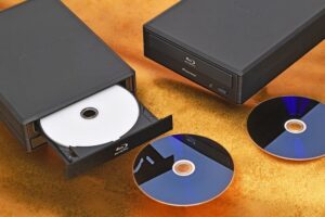 パソコンからブルーレイに動画を焼く方法